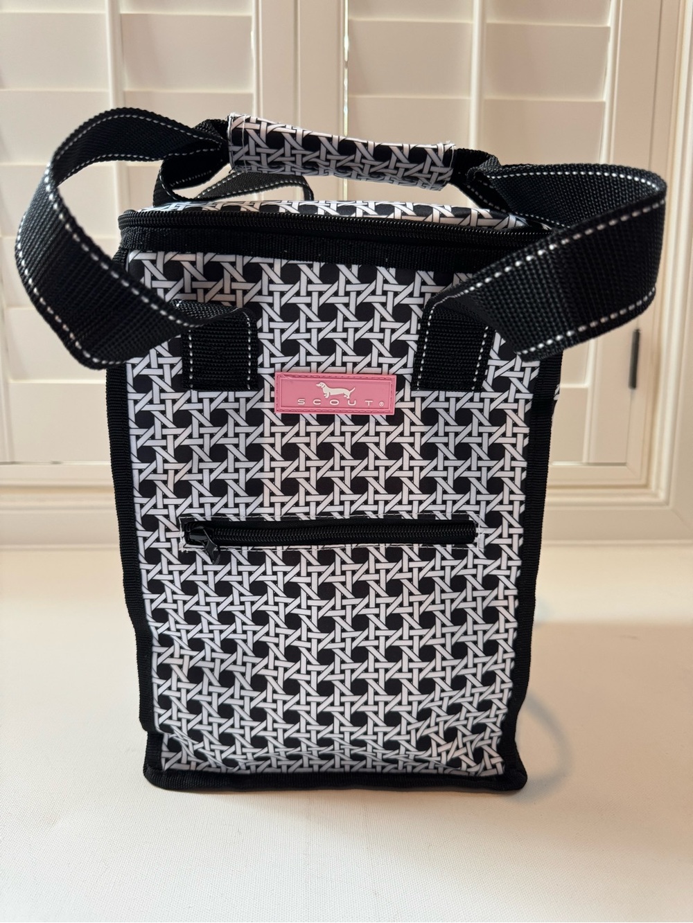 New SCOUT Insulated Lunch Tote Black White Geometric Print Cooler Bag